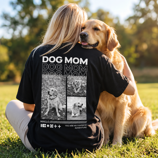 T-shirt noir avec l'inscription "DOG MOM" et photos de chiens au dos, porté par une personne avec un chien.