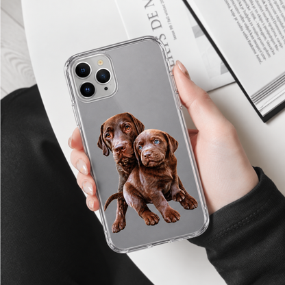 Coque de téléphone personnalisée avec chiots marron sur fond clair.