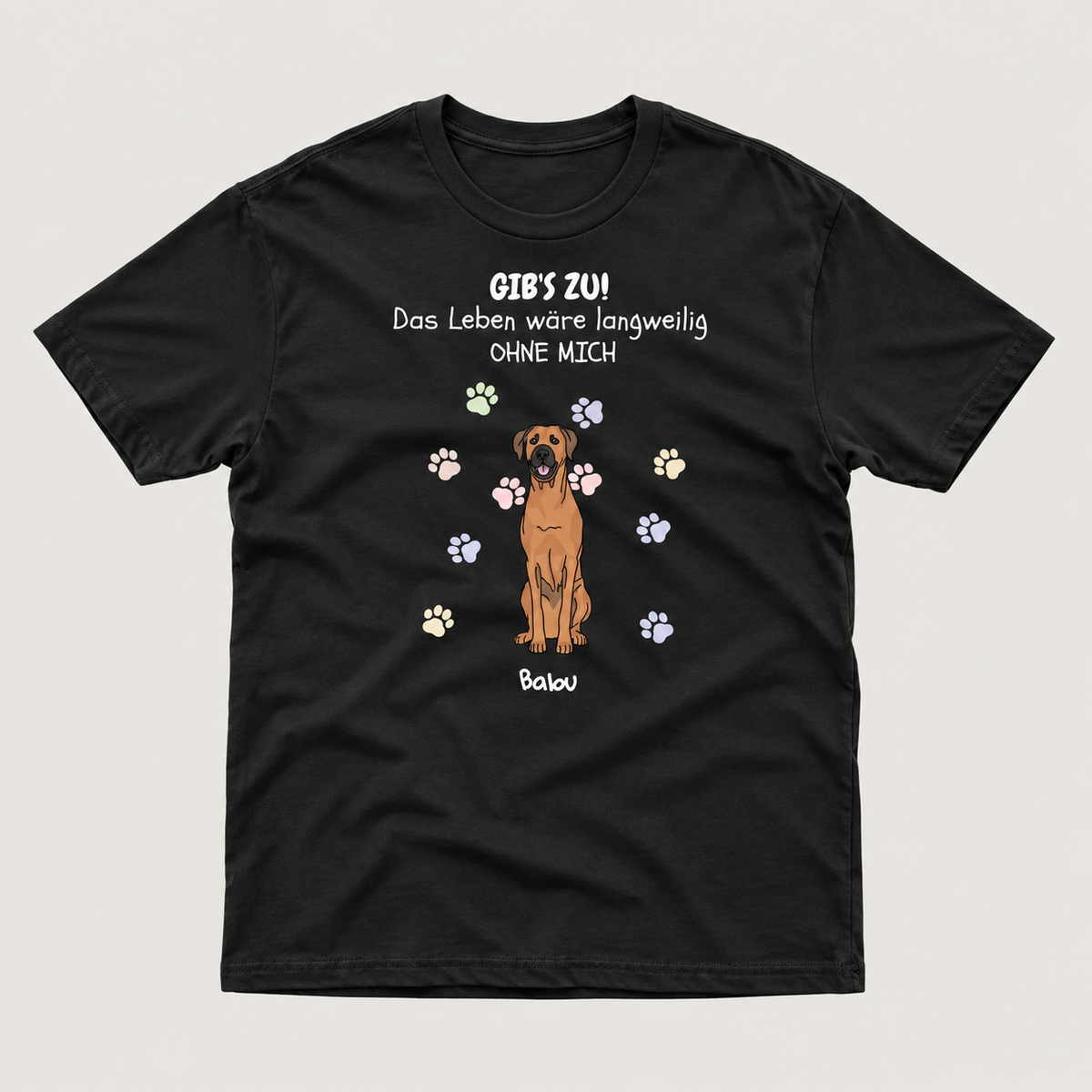 T-shirt noir avec motif de chien et texte, personnalisé avec le nom "Balu".