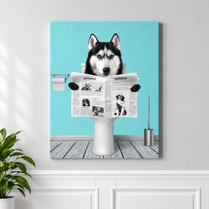 Canvas van een hond met kranten in een humoristische wc-scène voor een turquoise muur.