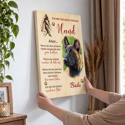 Gepersonaliseerd canvas met hondenfoto en karakteristieke spreuken in houtlook. Kleuren: beige en bruin.