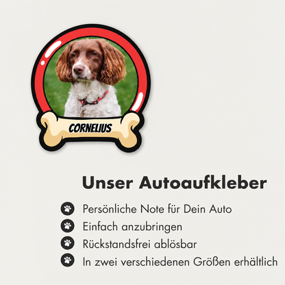 Autocollant de voiture personnalisé en forme de chien avec cadre rouge et le nom "CORNELIUS".