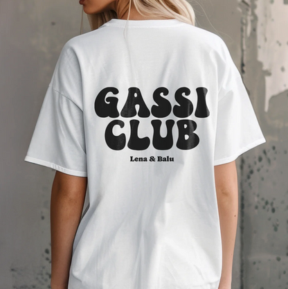 T-shirt blanc avec l'inscription noire "GASSI CLUB" et les noms "Lena & Balu" au dos.