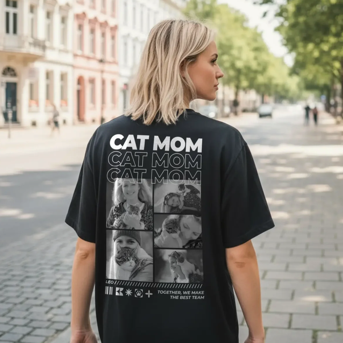 T-shirt noir avec l'inscription "Cat Mom" et collage photo au dos, idéal pour les amoureux des chats.