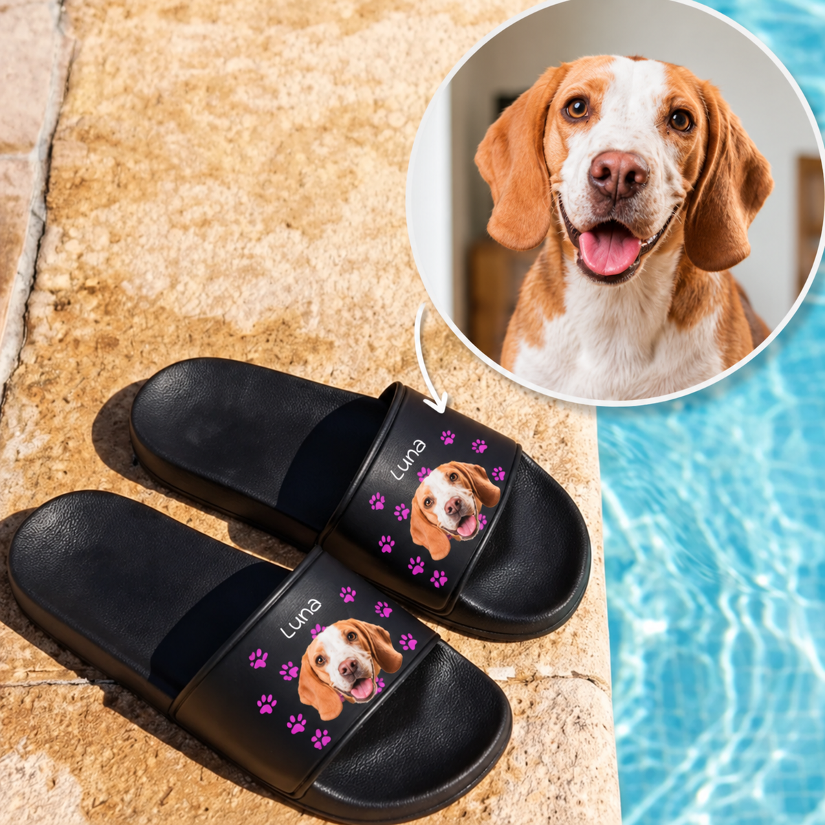 Claquettes noires avec illustration photo personnalisée d'un chien et prénom.