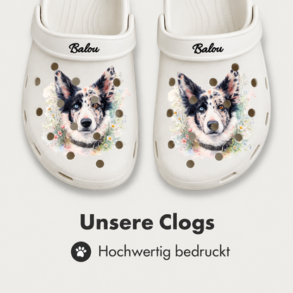 Gepersonaliseerde witte klompen met aquarelprint van een hond en de naam Balou. Hoogwaardig afgewerkt.